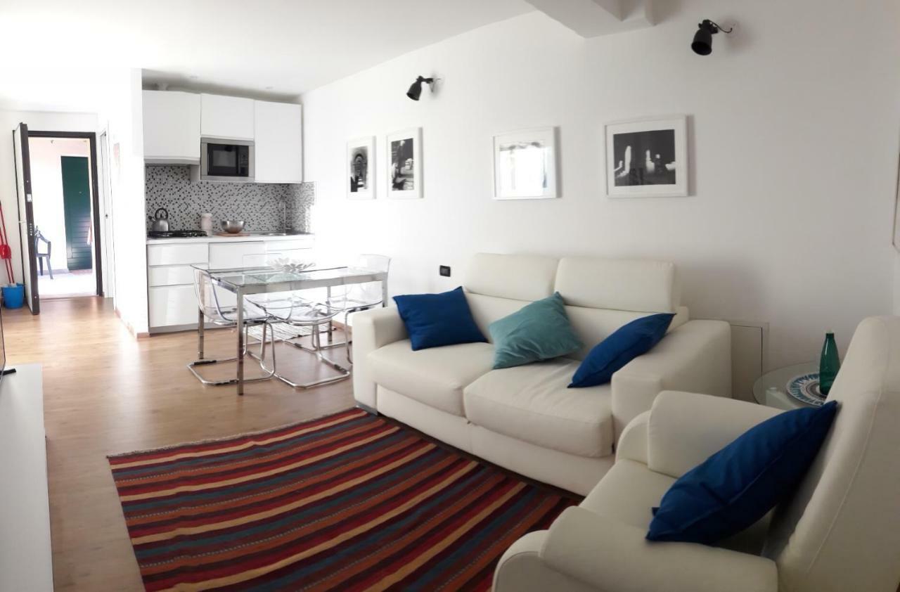 Sofia Holiday home Lerici